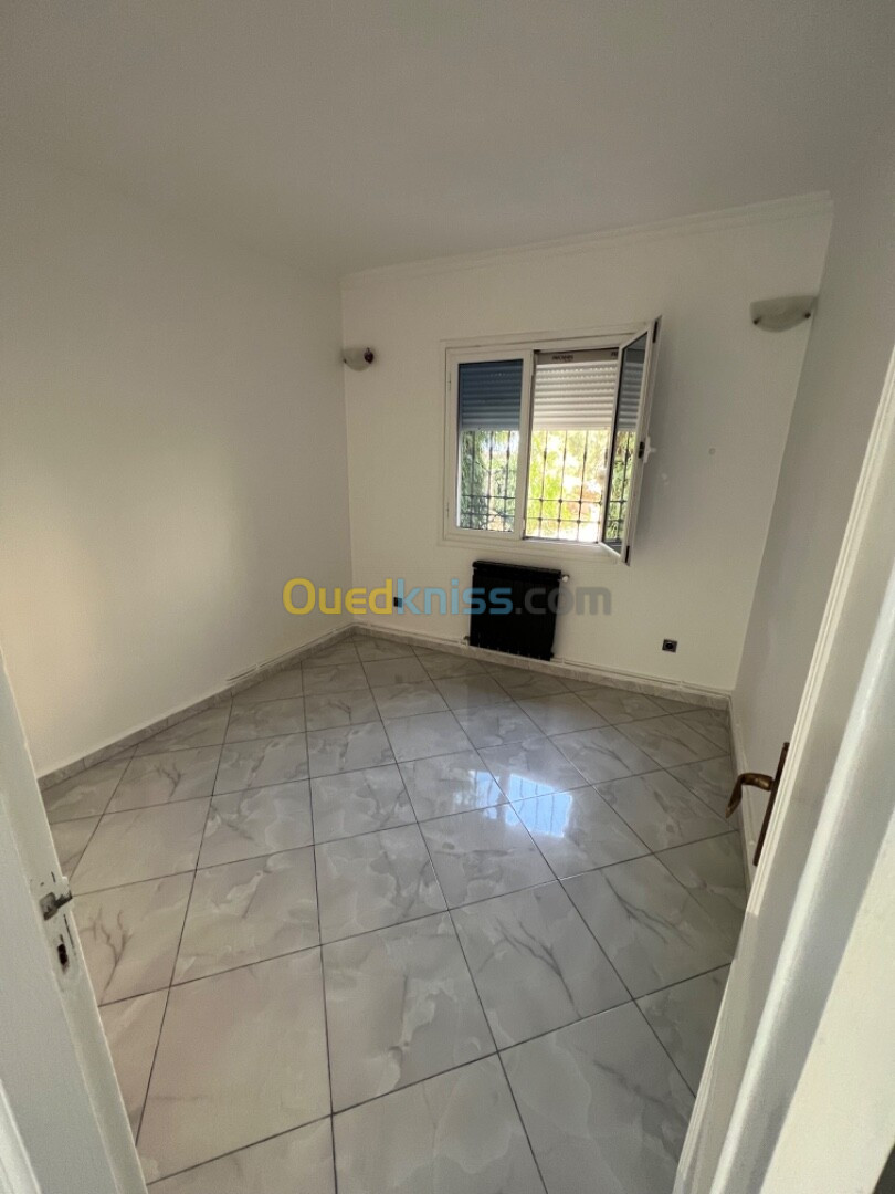 Location Appartement F4 Alger Cheraga