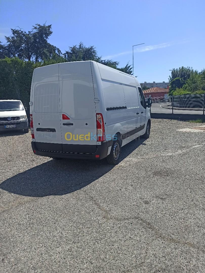 Renault master 2023