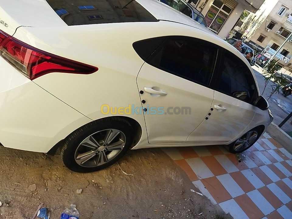 Hyundai Accent RB  4 portes 2019 Accent RB  4 portes