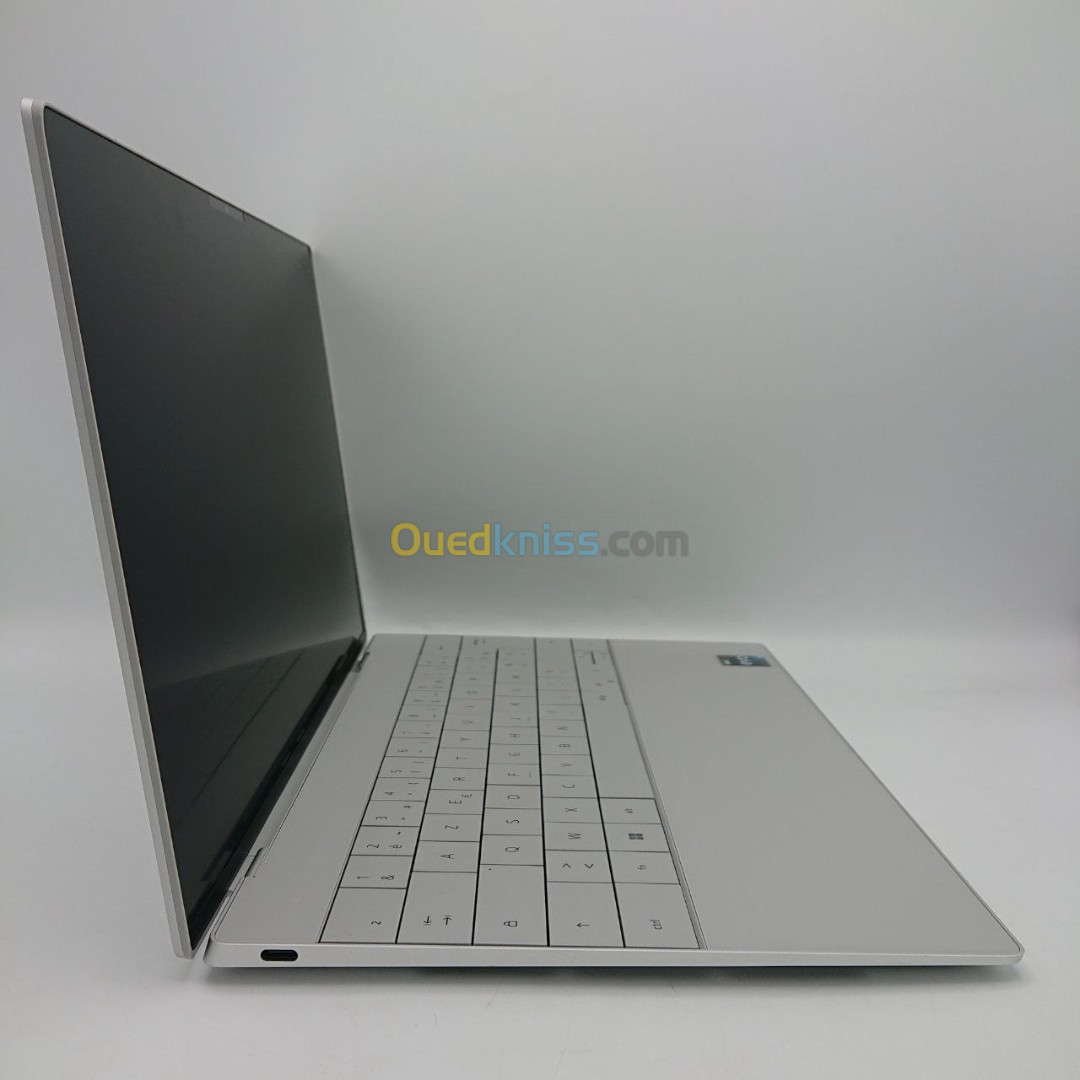 Dell XPS 13 9320 Plus i5 1240P 8 Gb DDR5 512 Gb SSD 13.3" fhd+ Intel IRIS Xe 