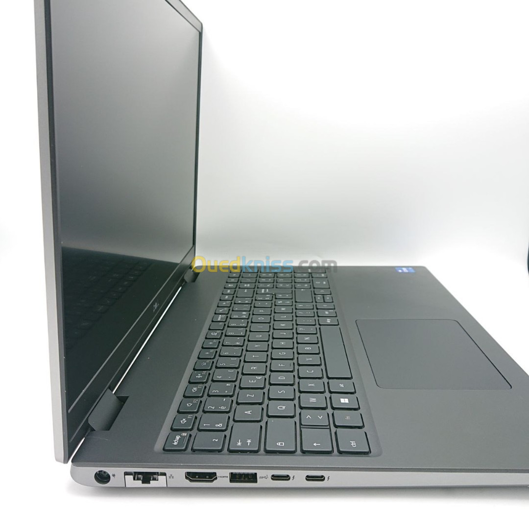 DELL PRECISION 7670 i7-12850HX 32GB DDR5 512 Go SSD 16 pouces FHD+ 1 920 x 1 200 NVIDIA QUADRO A2000