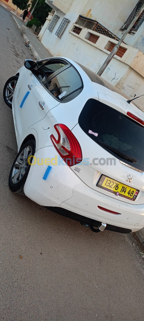 Peugeot 208 2014 Allure