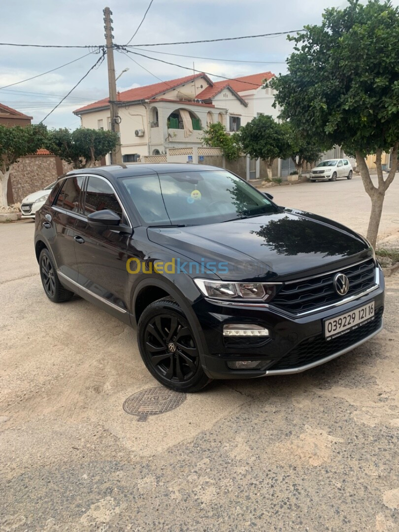 Volkswagen T-Roc 2021 Active