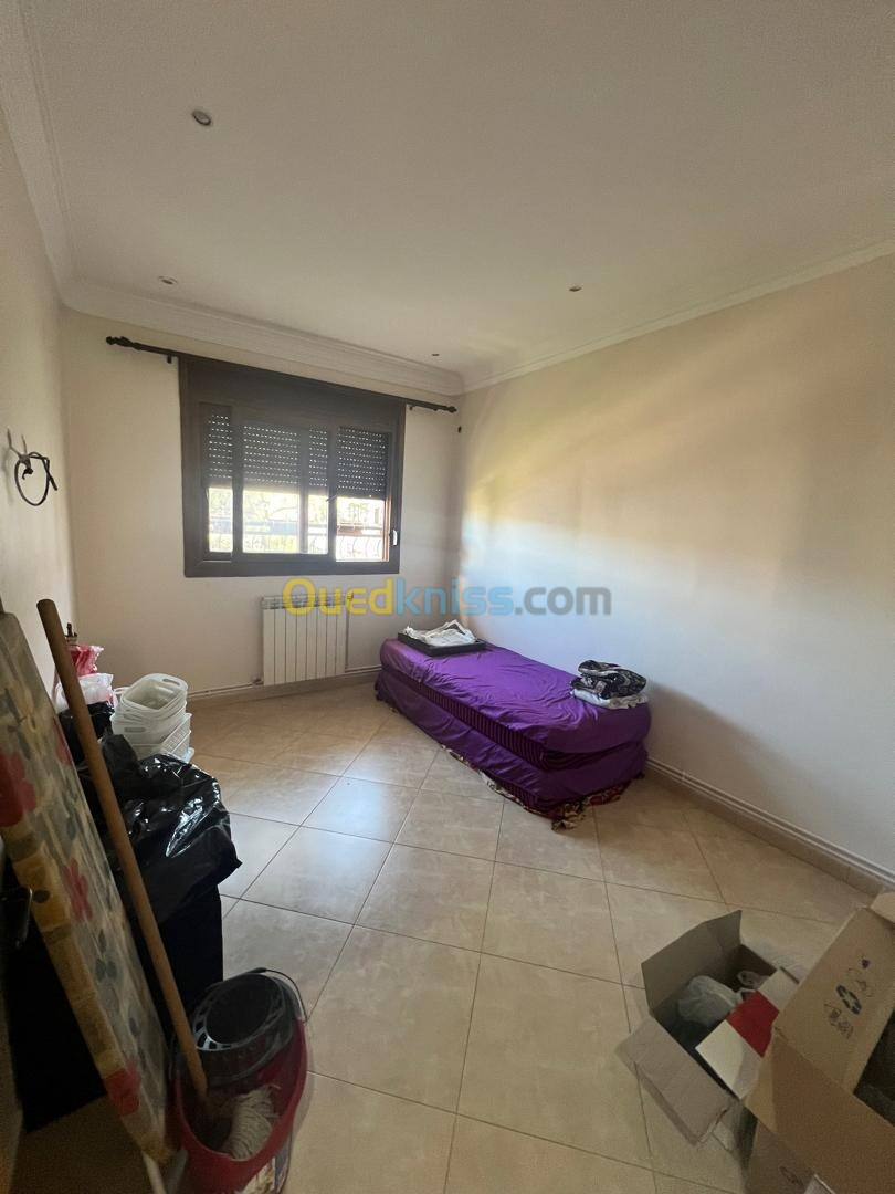 Location Appartement F4 Alger Bab ezzouar