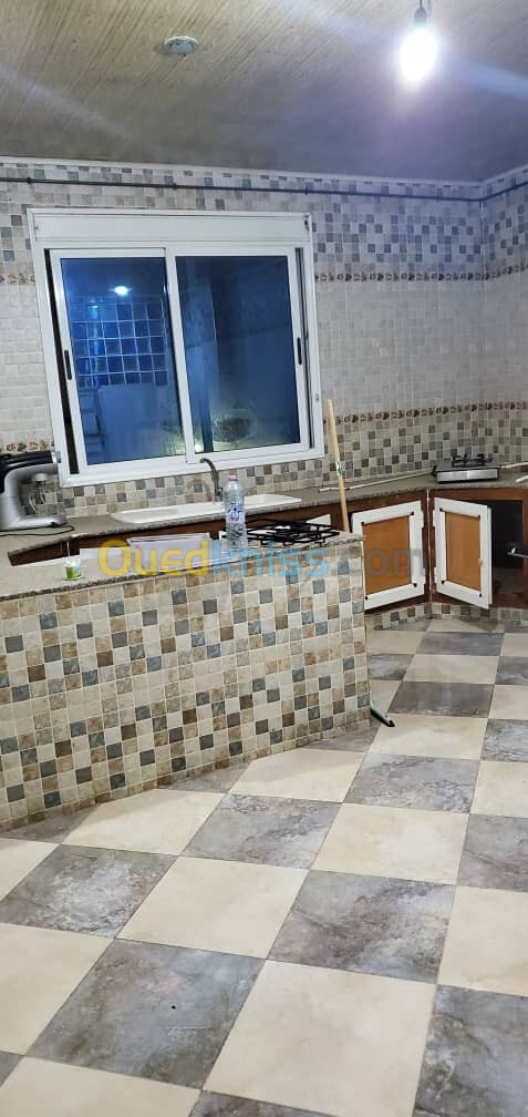 Location Appartement F4 Alger Ain naadja