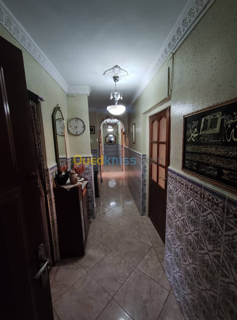 Vente Appartement F5 Alger Bab ezzouar