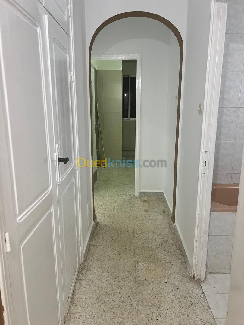 Location Appartement F3 Alger Bab ezzouar