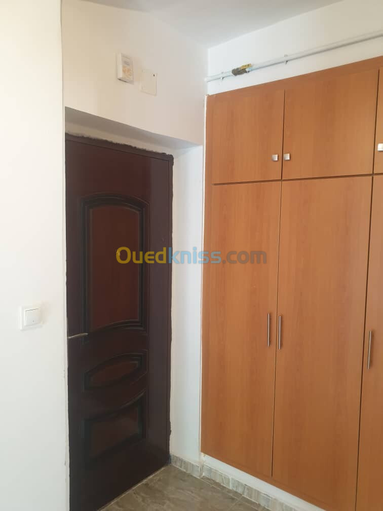 Location Appartement F5 Alger Souidania