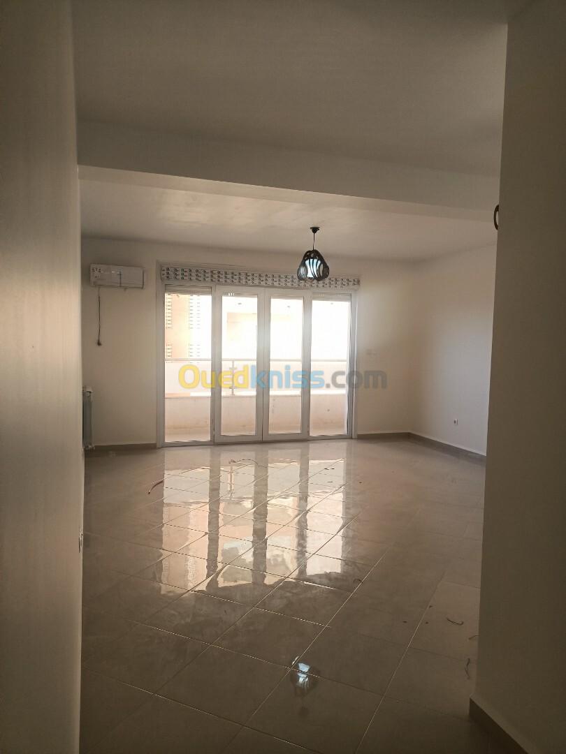 Location Appartement F4 Alger Souidania