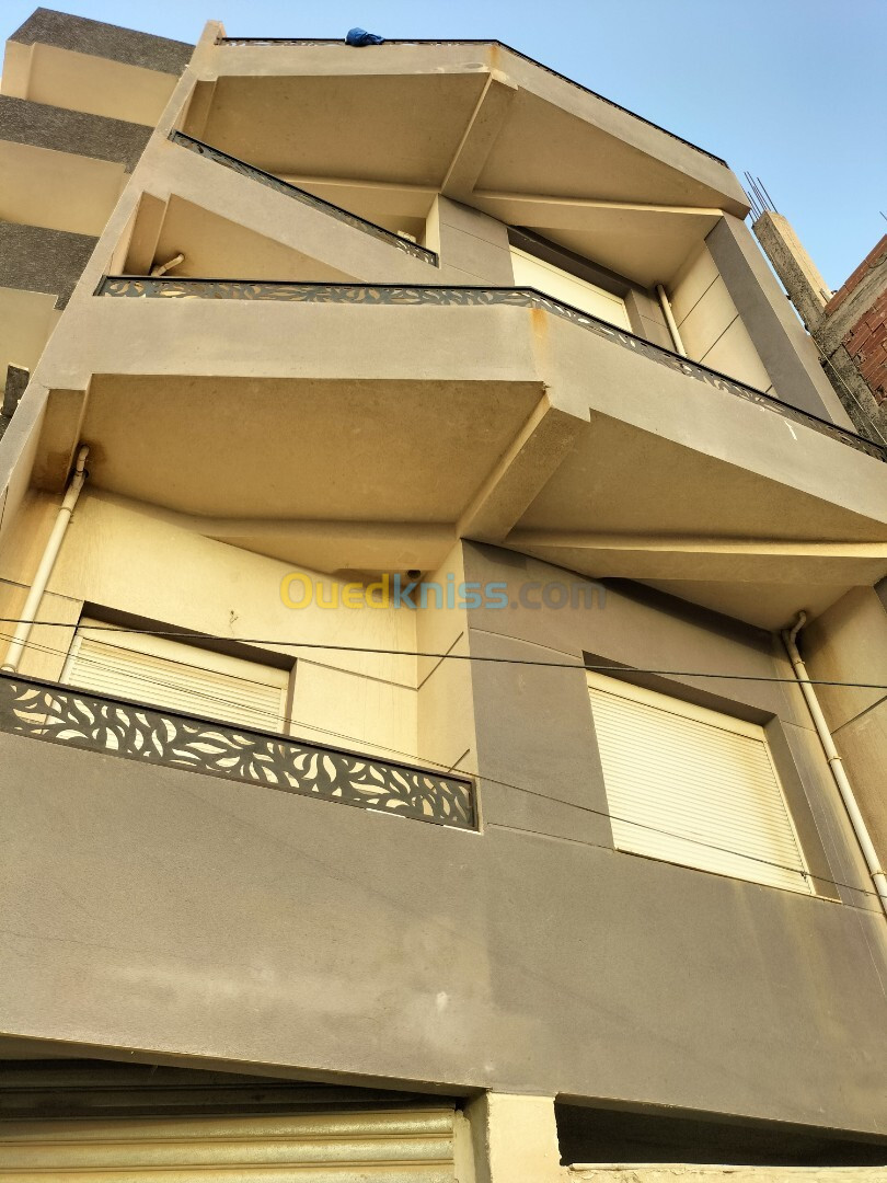 Vente Niveau De Villa F3 Alger Bouzareah