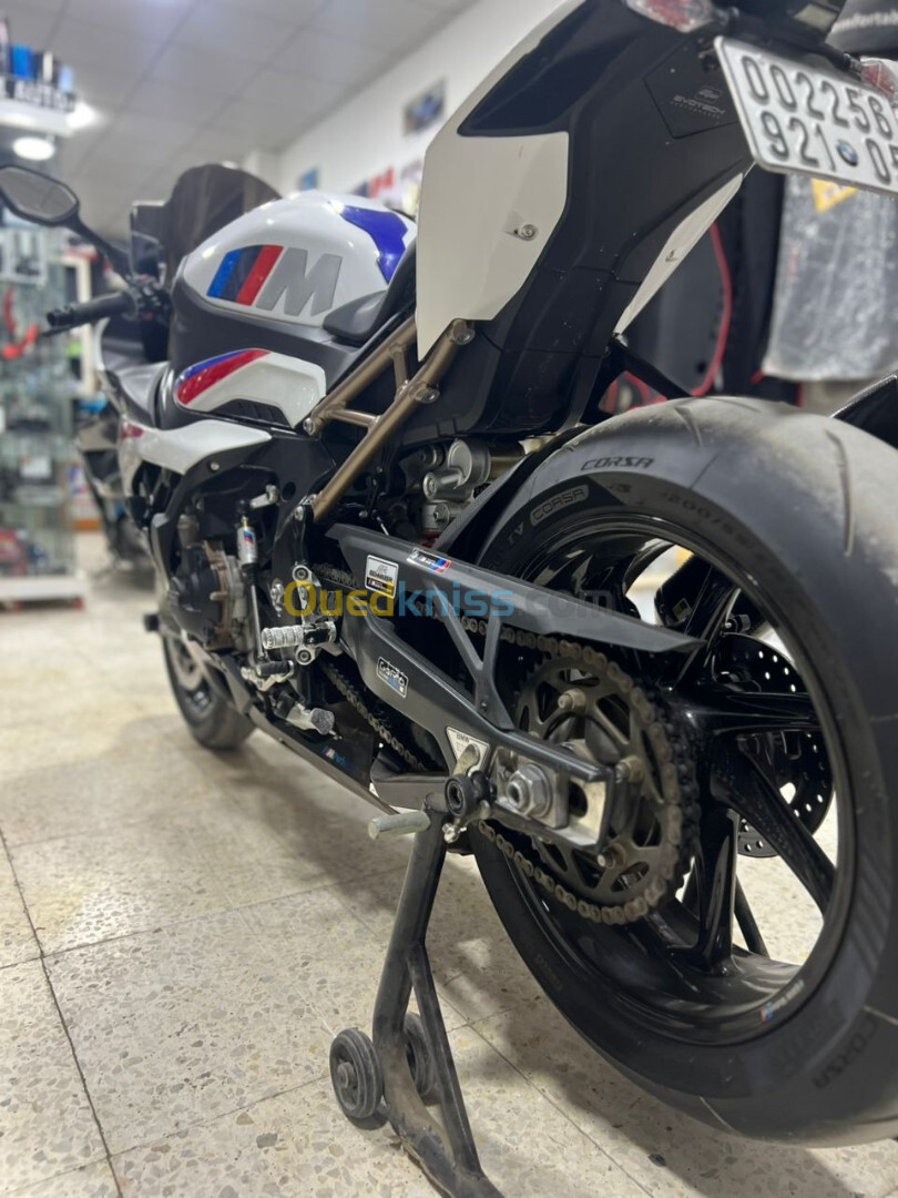 BMW S1000rr pak m 2021