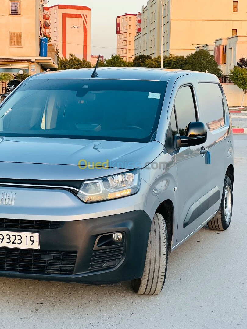 Fiat Professional Doblo 2023 Italien