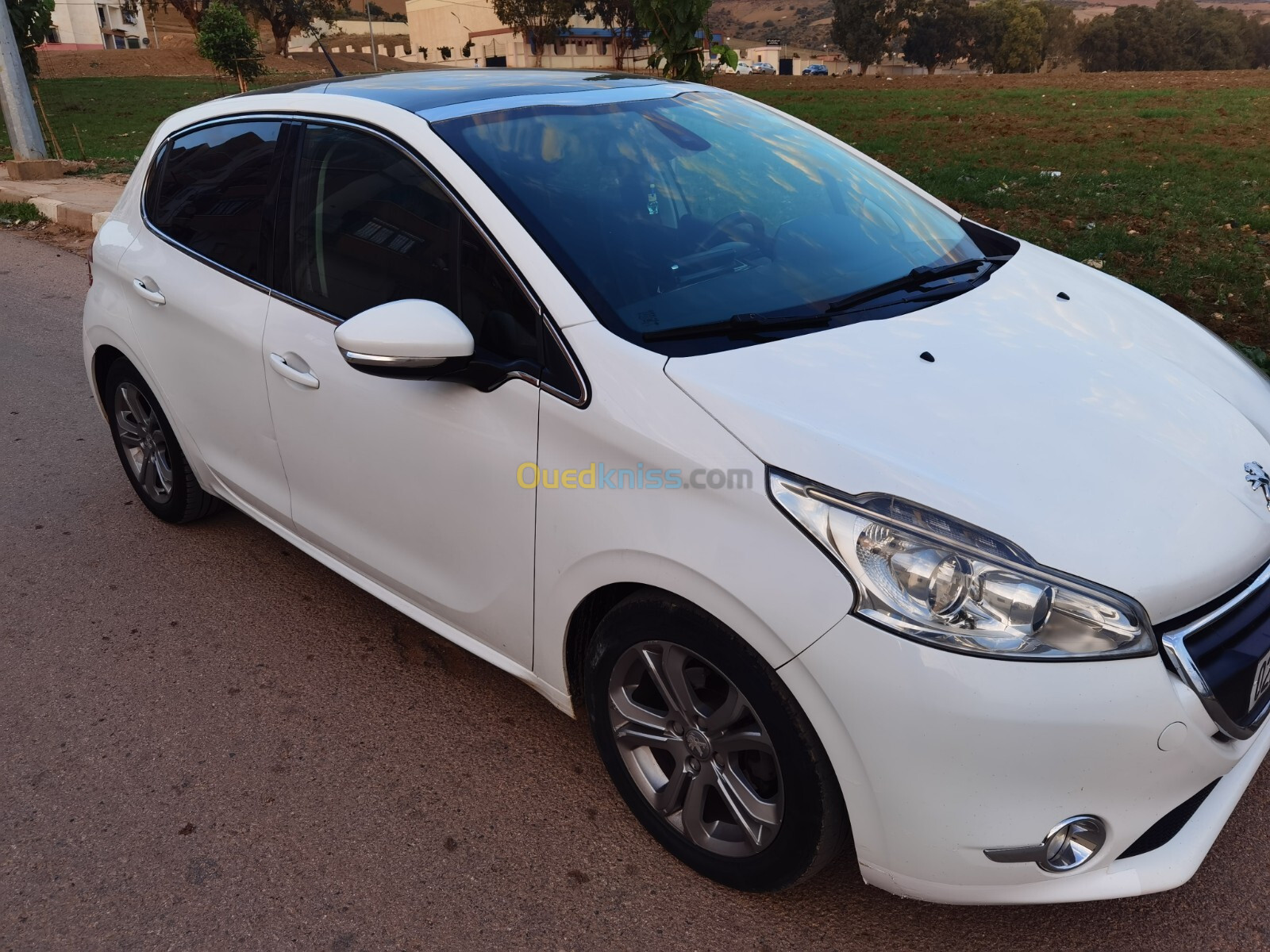 Peugeot 208 2014 Allure