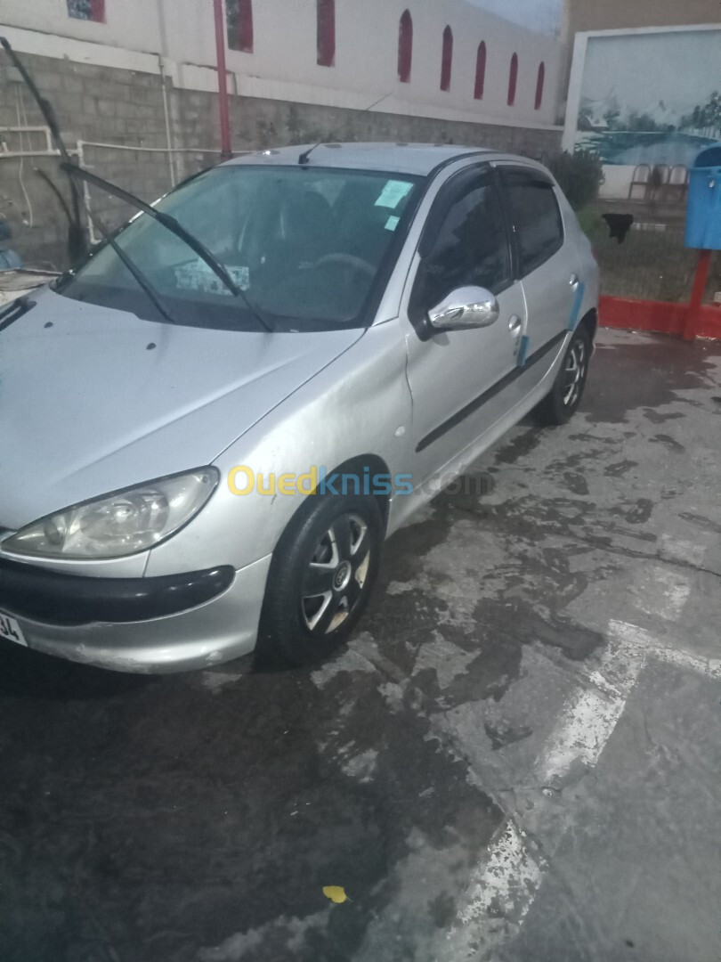 Peugeot 206 2003 فرنسية