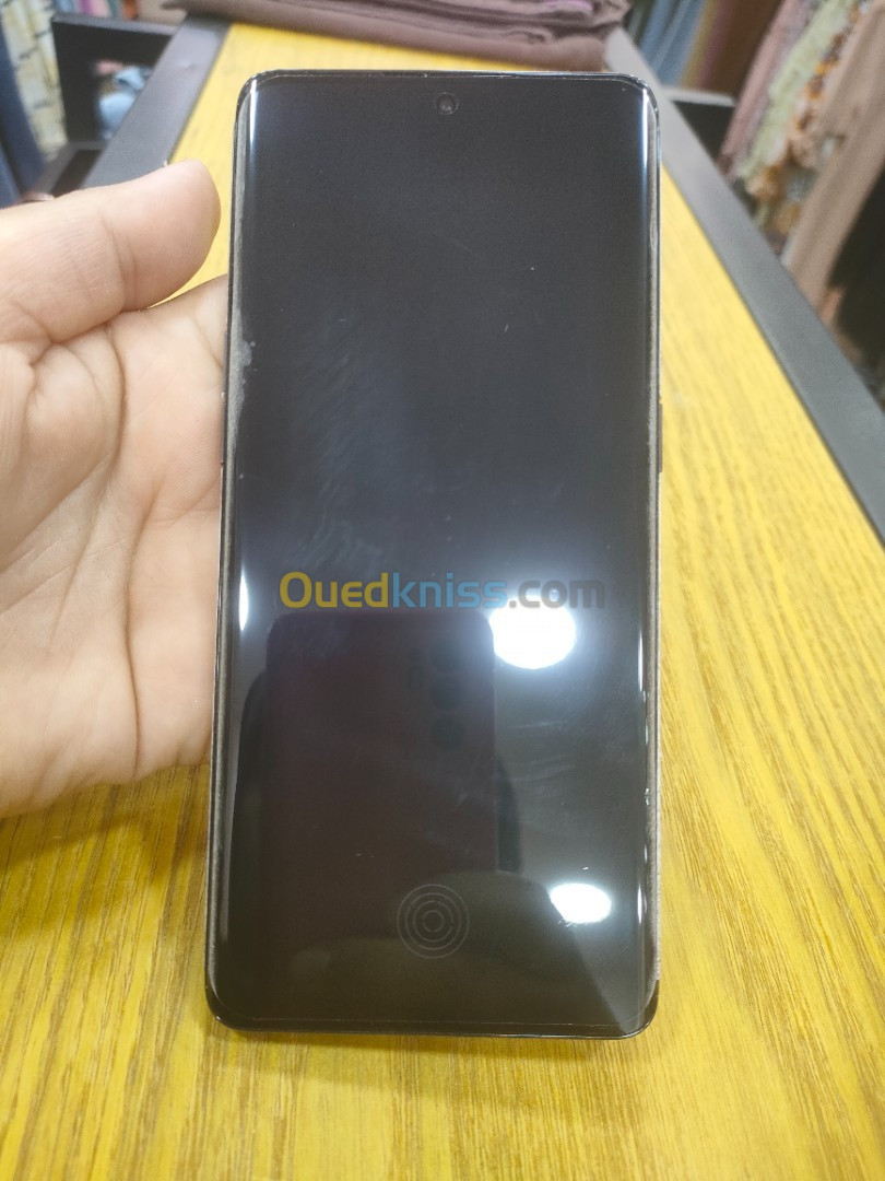 Oppo Reno9 5G