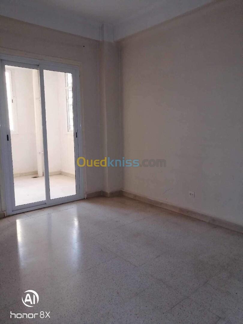 Location Appartement F3 Alger Birkhadem