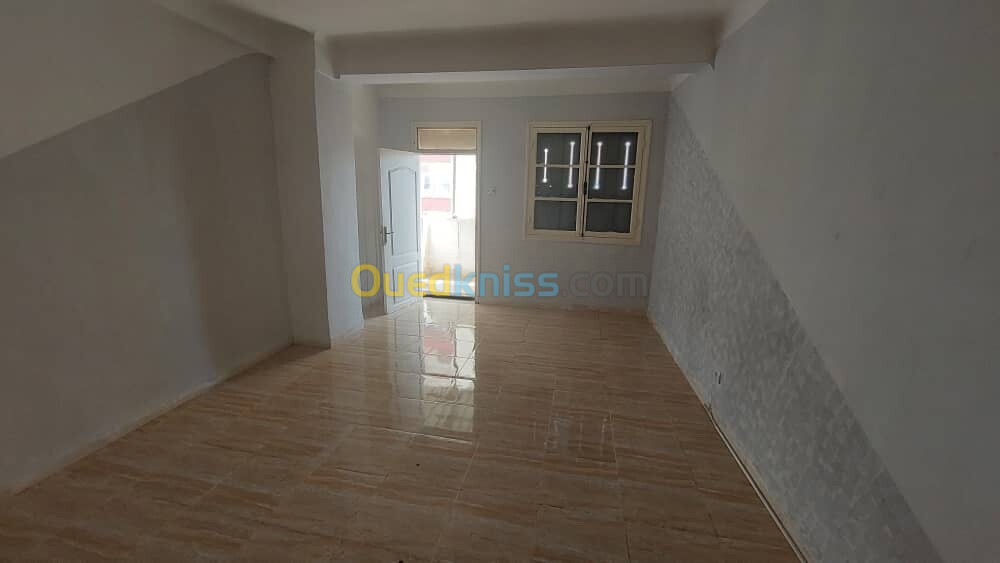 Location Appartement F3 Alger Draria