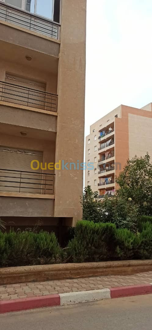 Location Appartement F4 Tipaza Fouka