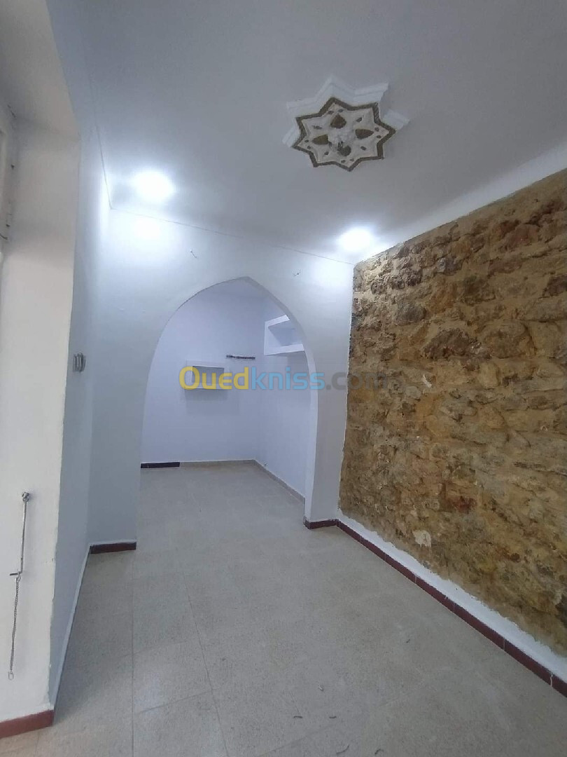 Location Appartement F2 Tipaza Kolea