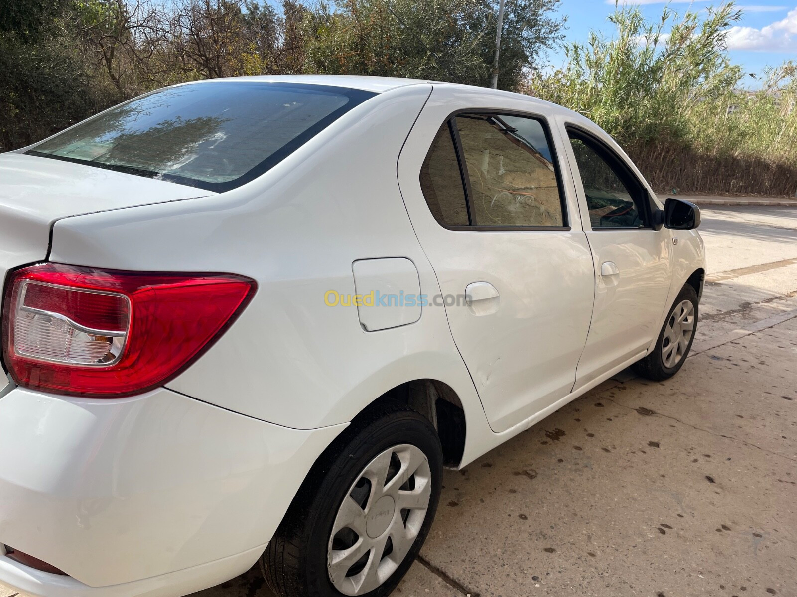 Dacia Logan 2015 