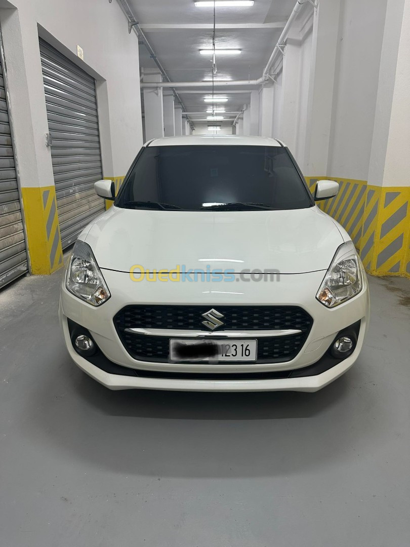 Suzuki Swift 2023 Tout