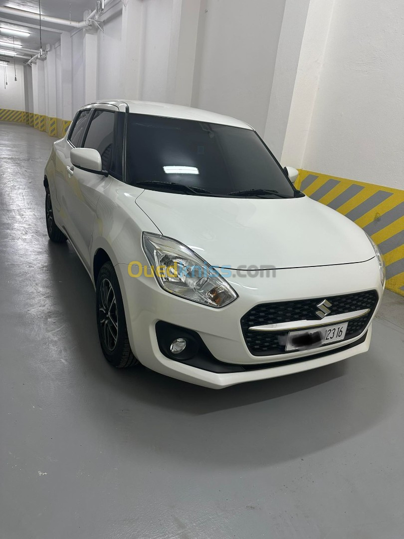 Suzuki Swift 2023 Tout