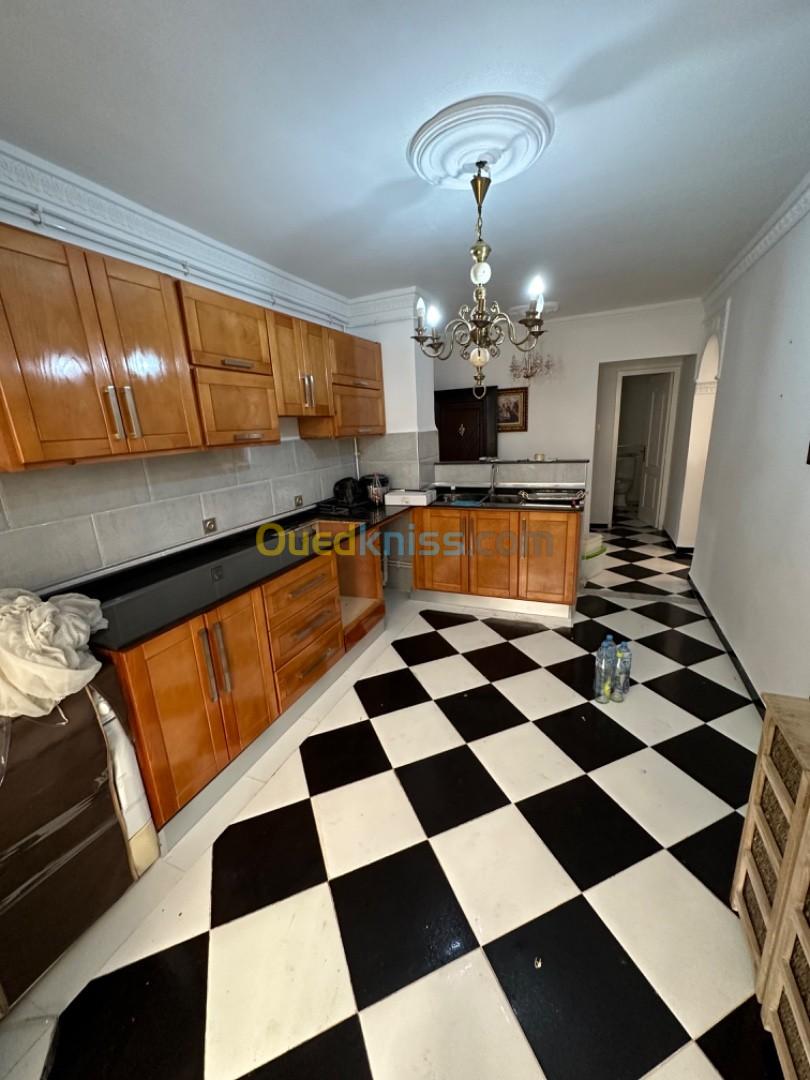 Vente Appartement F3 Alger Bordj el bahri