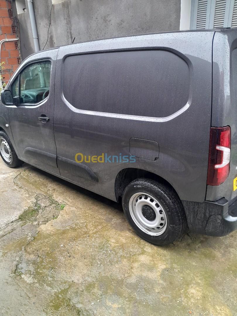 Fiat Doblo 2024 La toute