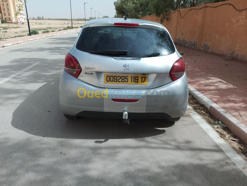 Peugeot 208 2019 Allure Facelift