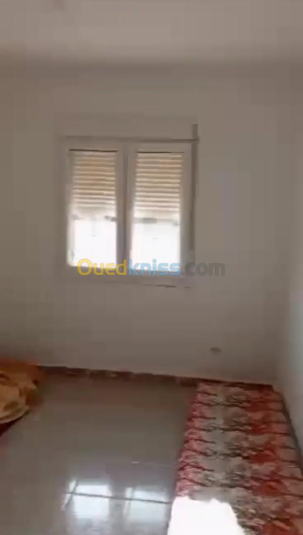 Cherche achat Appartement F4 Annaba Oued el aneb