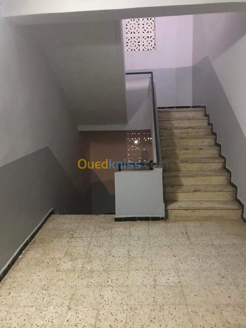 Vente Appartement F4 Ain temouchent Hammam bouhadjar