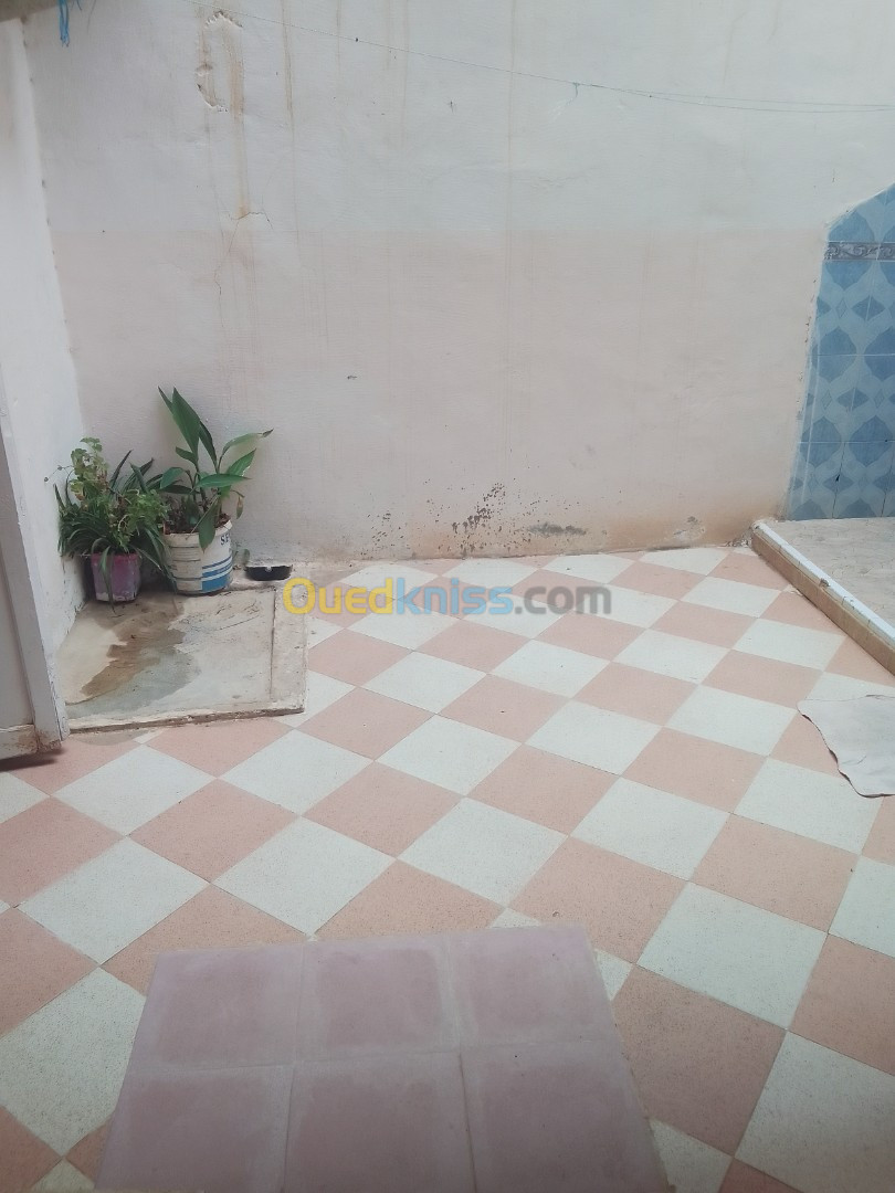 Location vacances Niveau De Villa F2 Mostaganem Abdelmalek ramdane