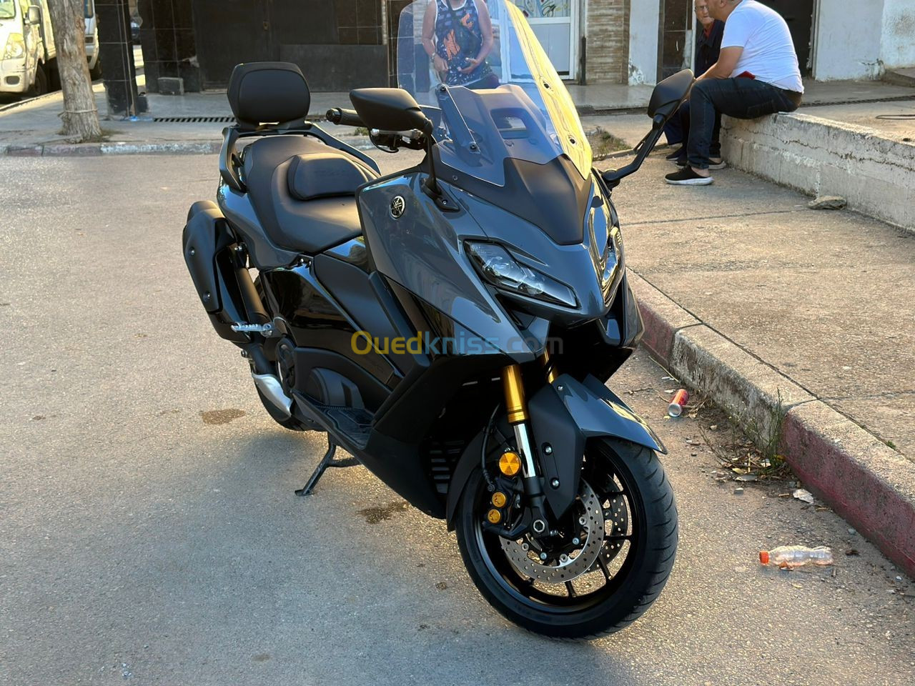 Yamaha Tmax 2023