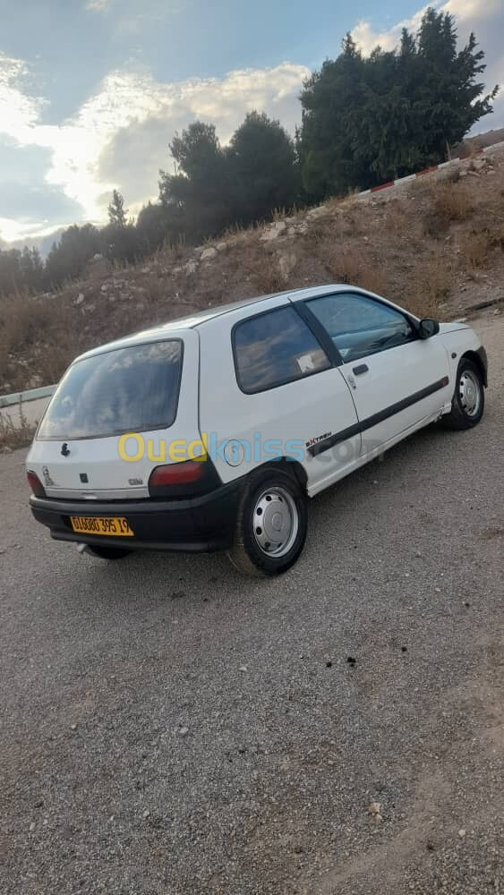 Renault Clio 1995 Clio