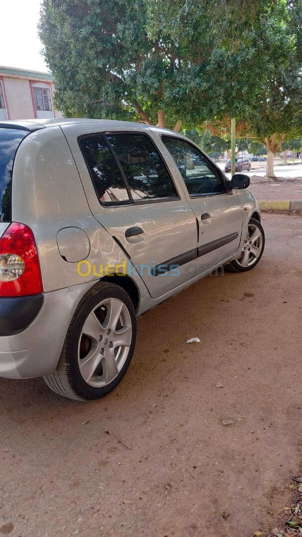 Renault Clio 2 2002 Extreme