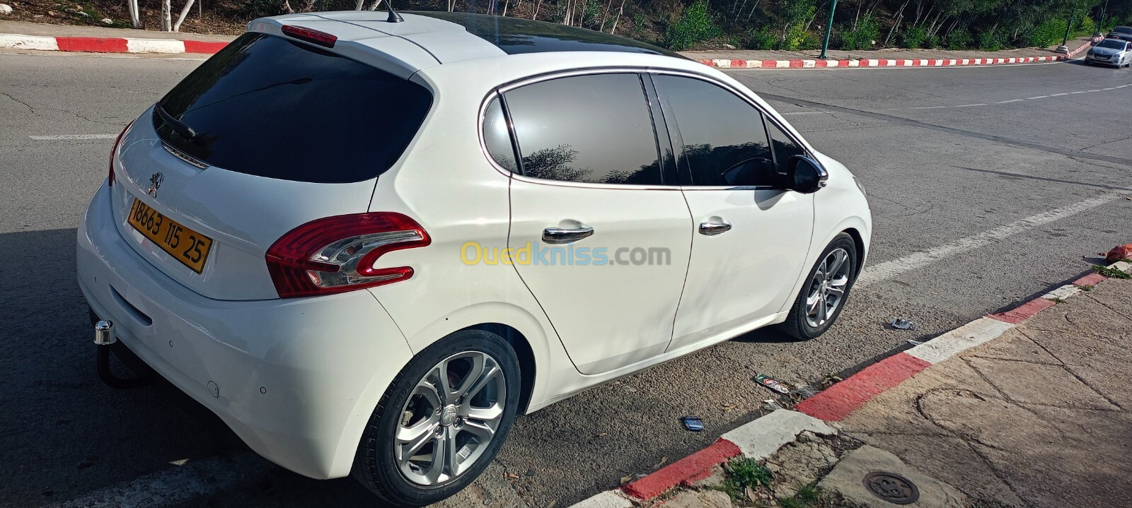 Peugeot 208 2015 Allure