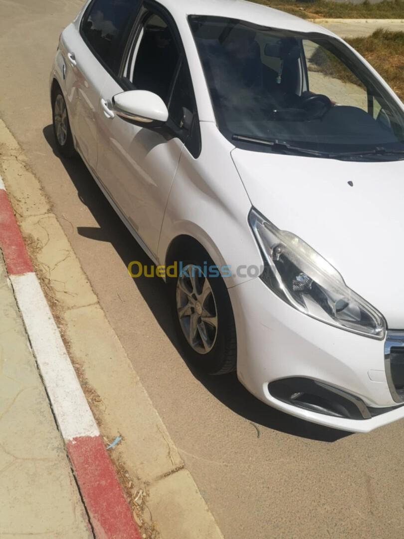 Peugeot 208 2016 Allure