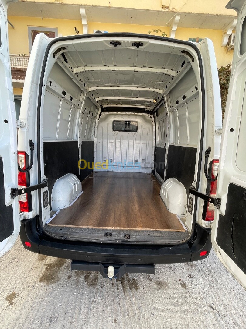 Renault Master 2014 Châssis Court