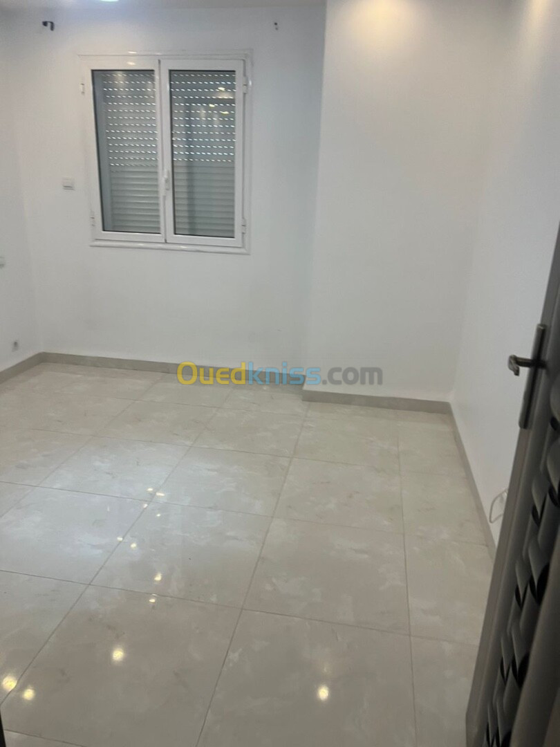 Location Appartement F4 Alger Cheraga