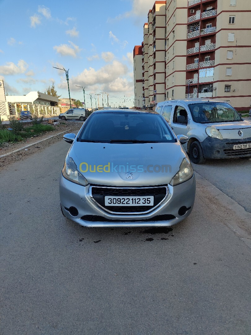 Peugeot 208 2012 Access