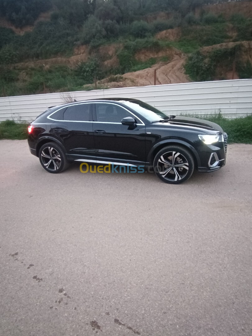 Audi Q3 2021 Q3