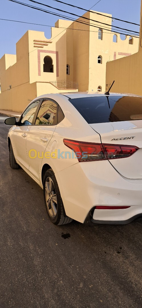 Hyundai Accent RB  4 portes 2019 Accent RB  4 portes