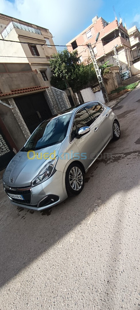 Peugeot 208 2019 Allure Facelift