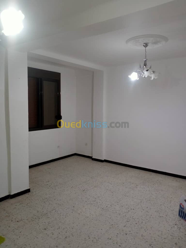 Location Appartement F3 Alger Ben aknoun