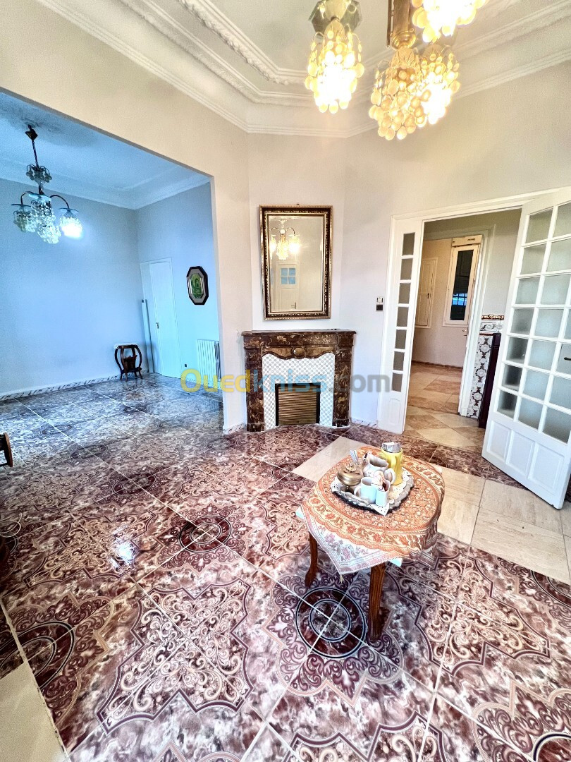 Location Appartement F4 Alger El mouradia