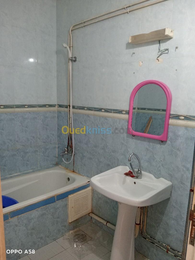 Location Appartement F3 Chlef Tenes