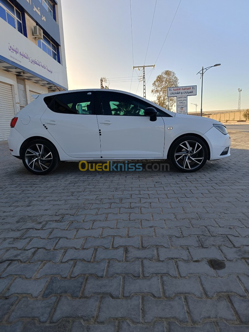 Seat Ibiza 2015 Black Line