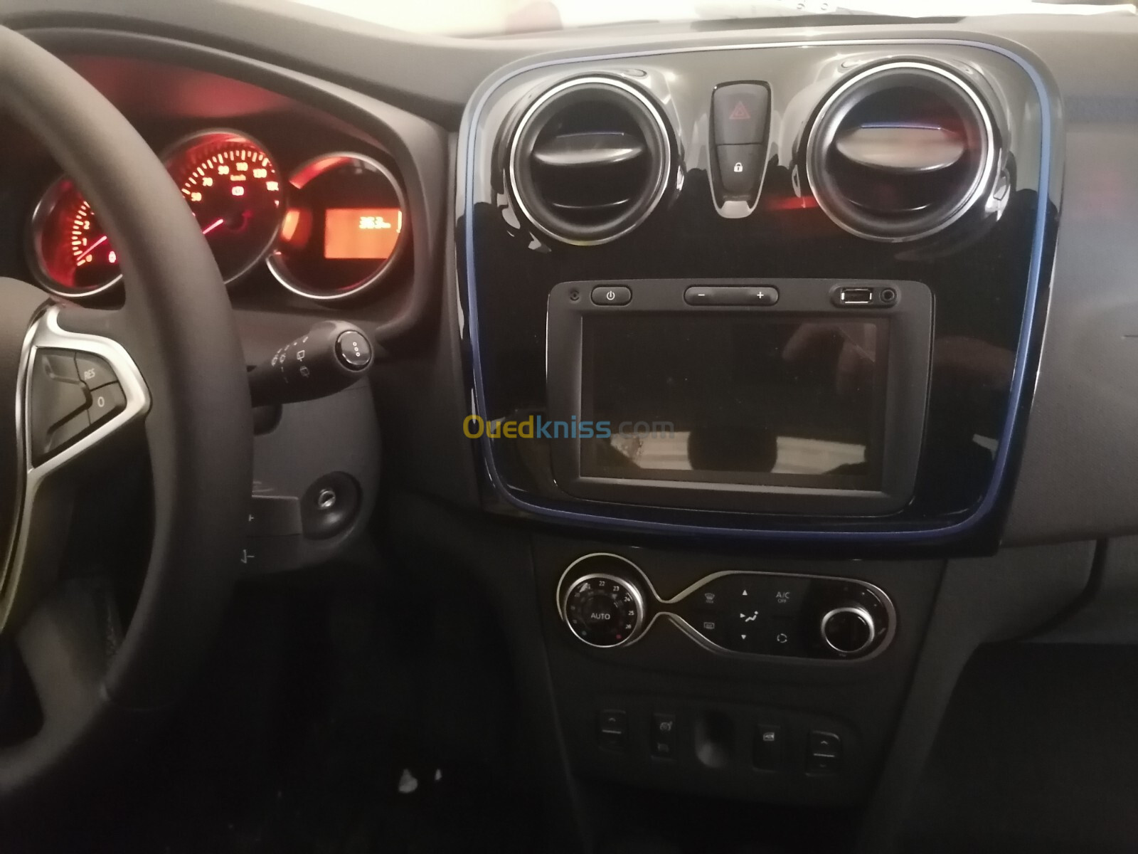 Dacia Sandero 2023 Style seri lemiti