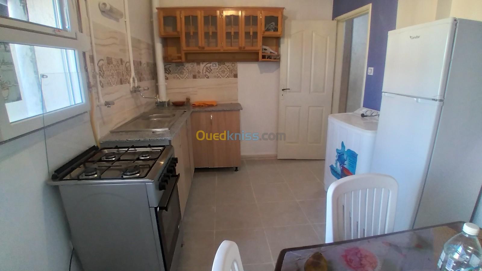 Location vacances Appartement F3 Mostaganem Mostaganem