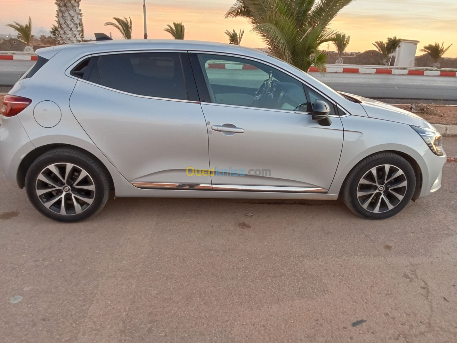 Renault Clio 5 intense essence 2022 Intense